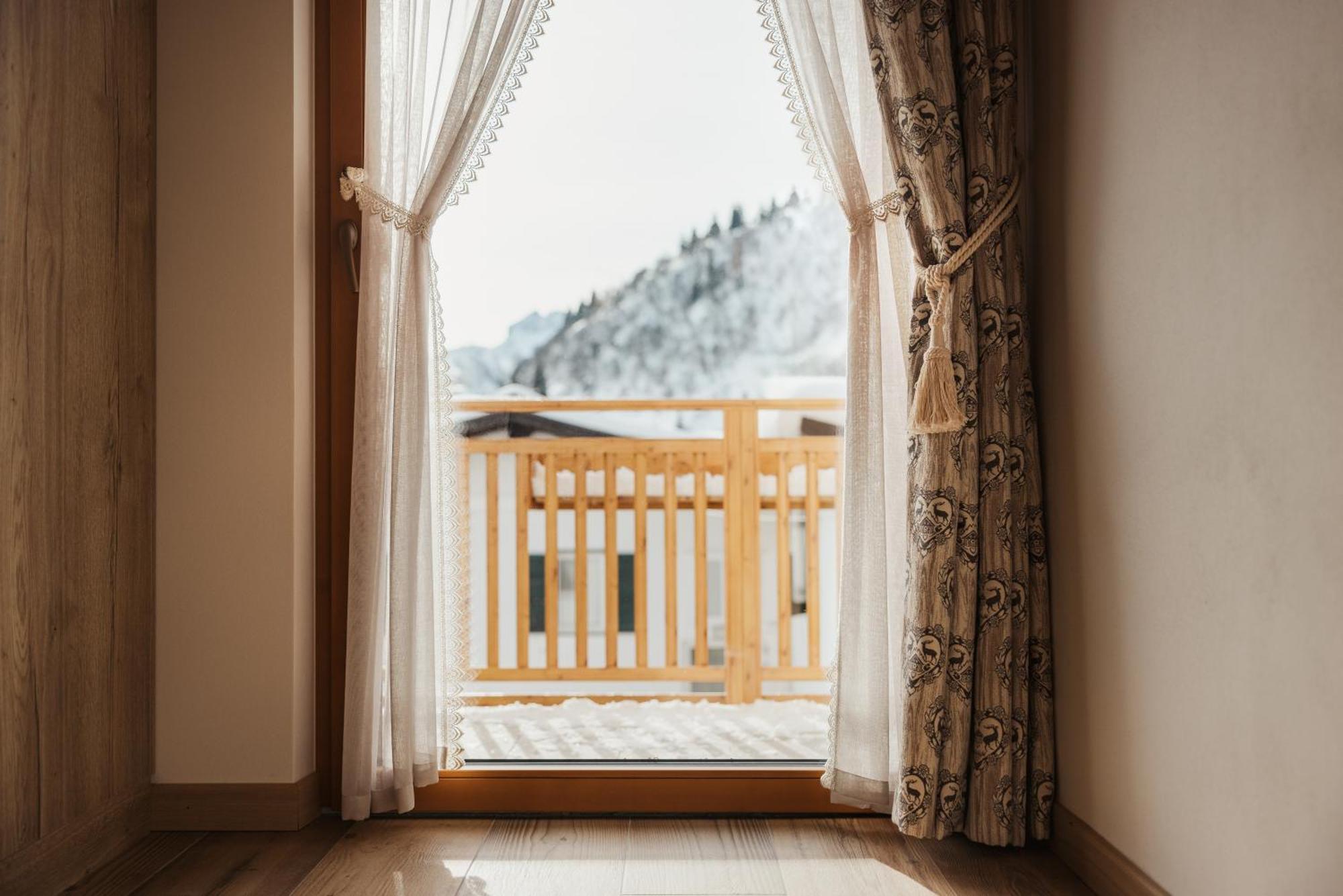 Hotel Monte Cherz Arabba Εξωτερικό φωτογραφία