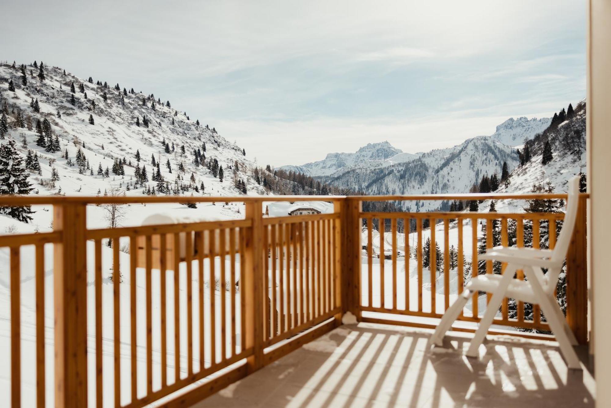 Hotel Monte Cherz Arabba Εξωτερικό φωτογραφία